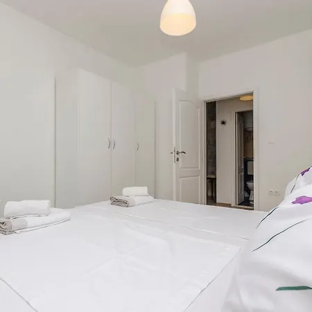 Apartment Katka Near Blue *