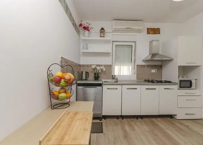 Katka Near Blue Vodice