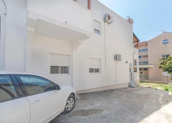 Katka Near Blue Apartamento Vodice