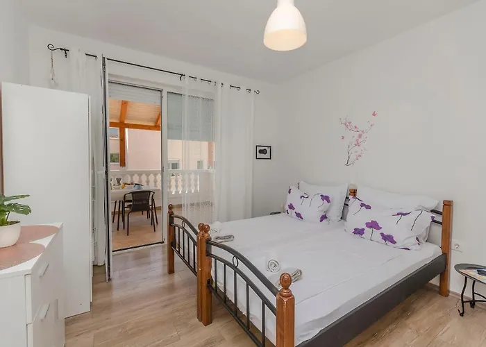 Katka Near Blue 公寓