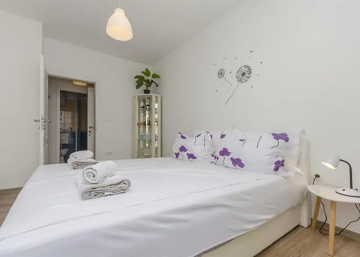 Katka Near Blue 公寓