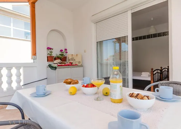 Katka Near Blue 沃迪切