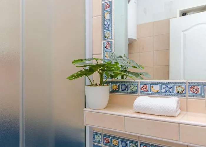 Katka Near Blue * Vodice